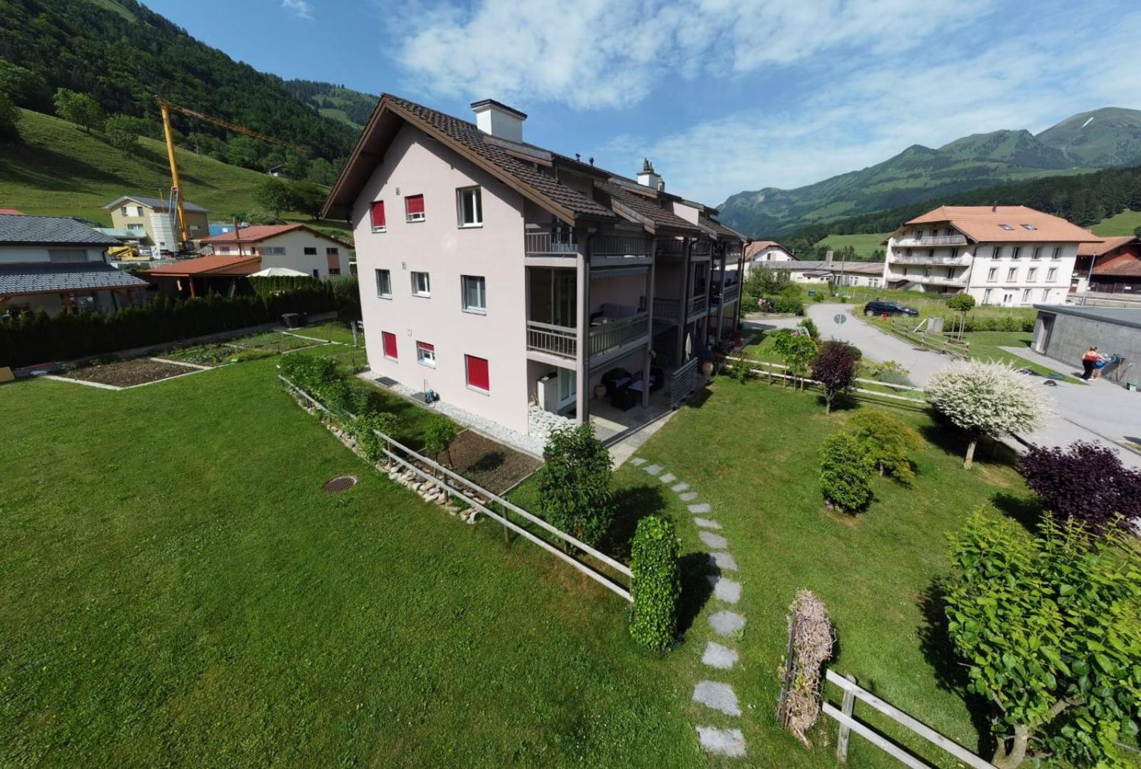 Gruyere Alpes Appartement 3 Chambres Bbq Parking Neirivue Buitenkant foto