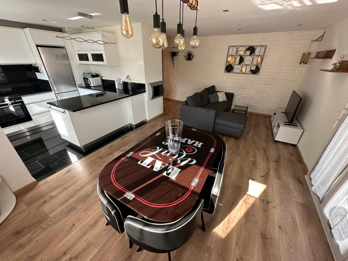 Gruyere Alpes Appartement 3 Chambres Bbq Parking Neirivue Buitenkant foto