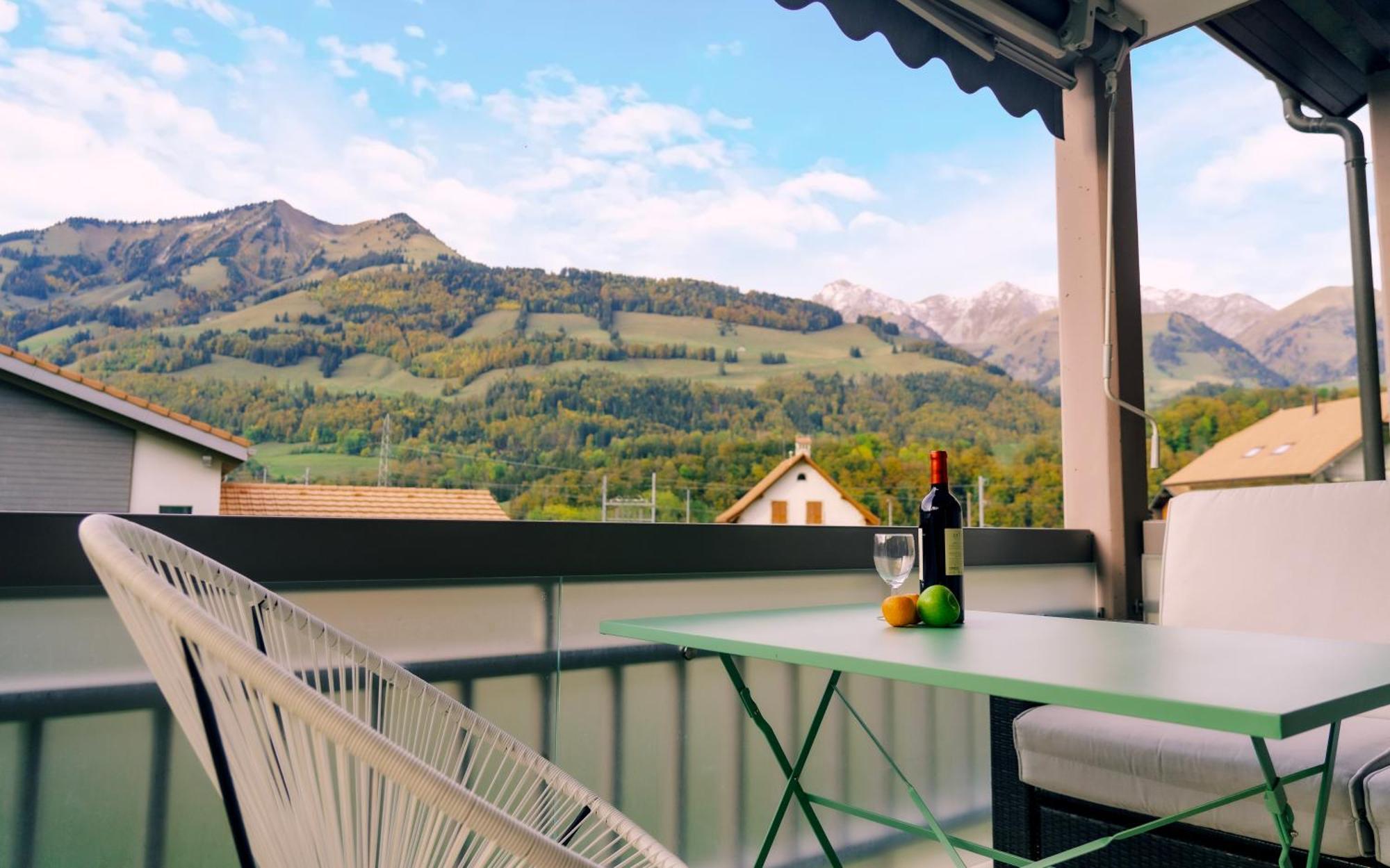Gruyere Alpes Appartement 3 Chambres Bbq Parking Neirivue Buitenkant foto